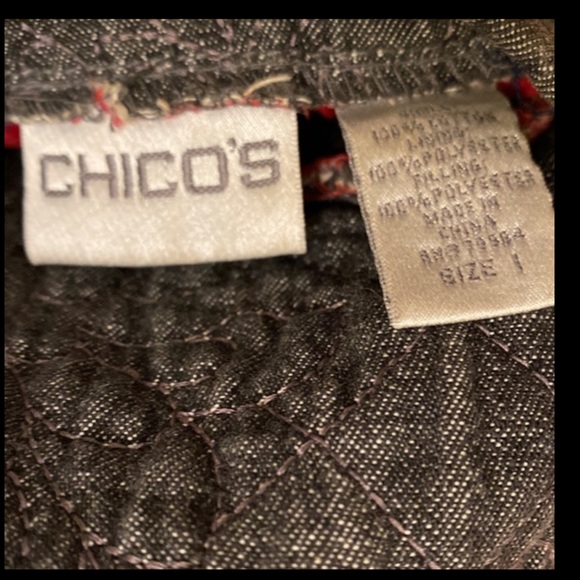 Sz 1 (8/Med) Chicos Reversible Floral Quilted Pattern Red Dark Wash Denim Pocket - Picture 9 of 15